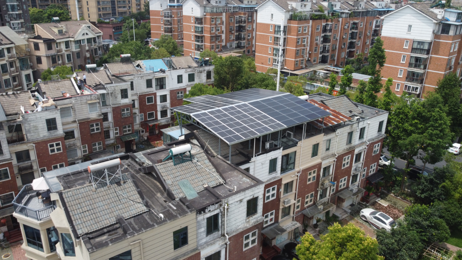 日本東京都要求新建住宅必須安裝太陽能電池板